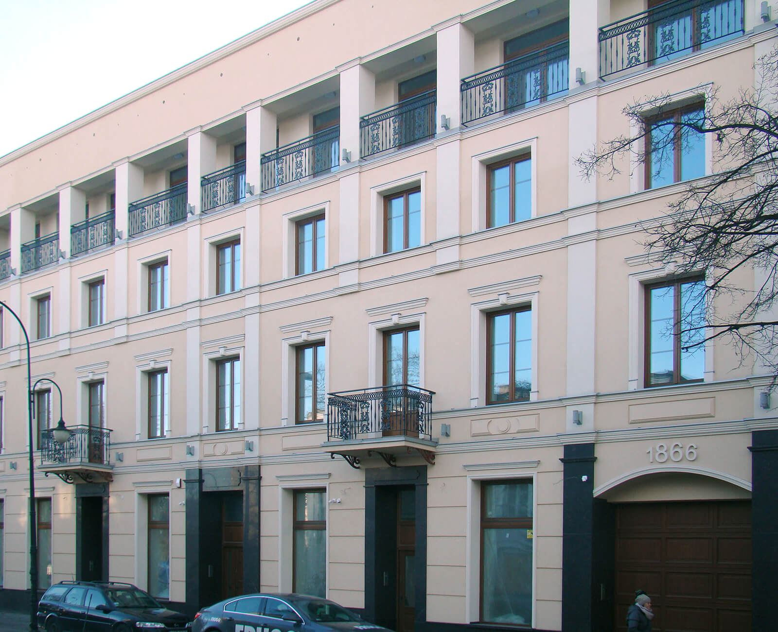 Sposób na efektowną elewację, z zastosowaniem sztukaterii elewacyjnej